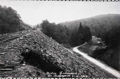 Herbeumont-voies de la Maljoyeuse-1912.jpg